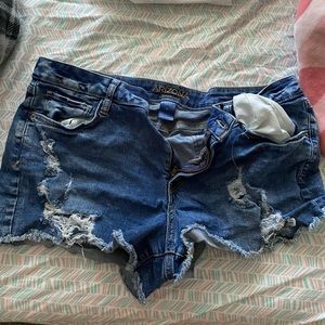 Arizona shorts 17
